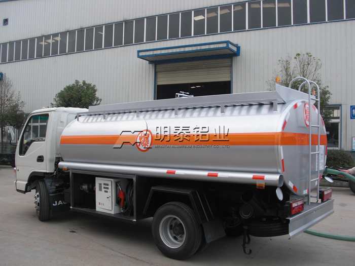 明泰鋁業：采用鋁合金材質的油罐車罐體更安全