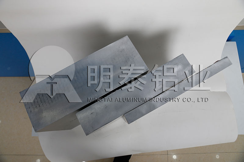 河南5052鋁板、6061鋁板生產(chǎn)廠家有哪些？?jī)r(jià)格多少？