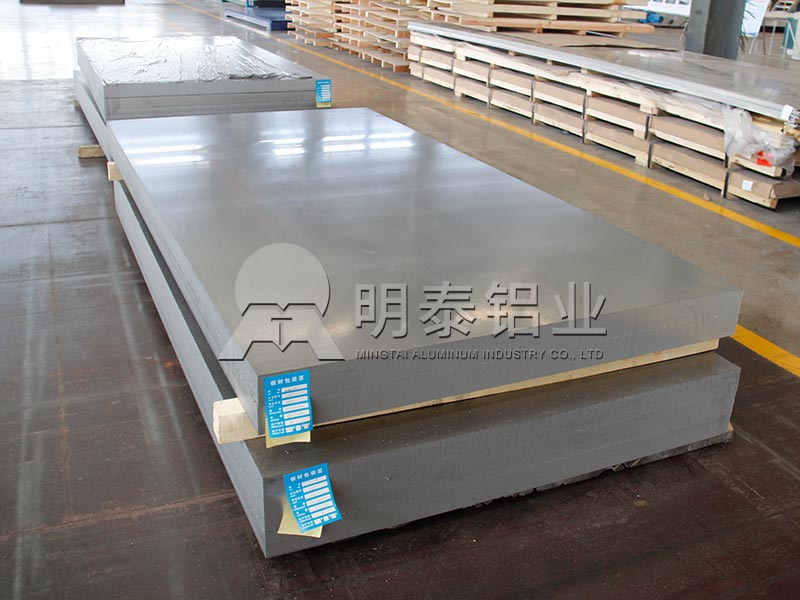 卡車油箱用5052鋁板，減重效果好且清潔耐用